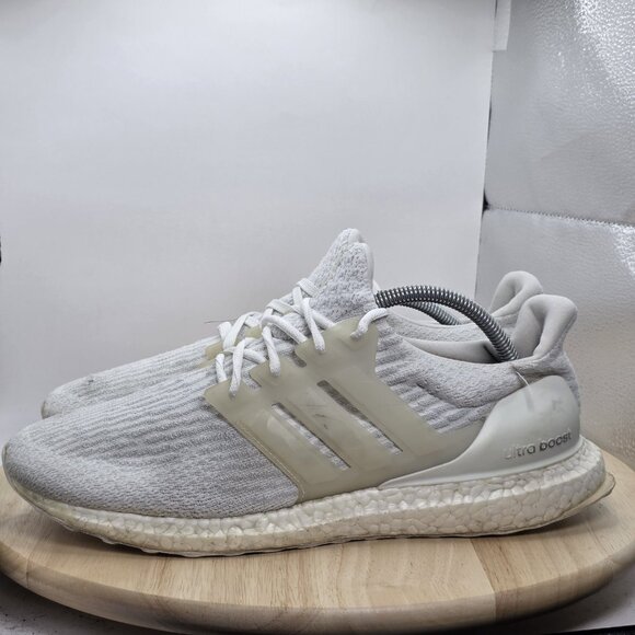 ADIDAS ULTRA BOOST TRIPLE WHITE ATHLETIC SHOE YYA 606001 MEN'S 11 - Picture 1 of 11